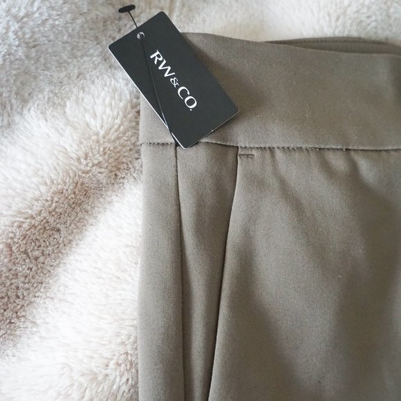 RW&CO Crop Dress Pant, NWT - Picture 3 of 4